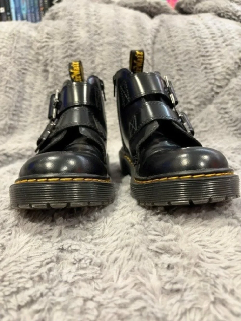 Doc Marten Kids Devon Bex Star Water Repellent boot size 3 GUC!